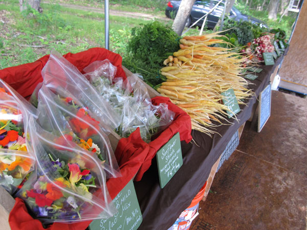 market display with wet sheets