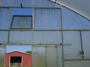 hoophouse ventilation